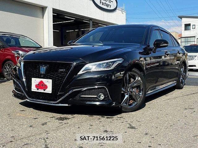 Toyota CROWN SEDAN 2018-06 8795620-0