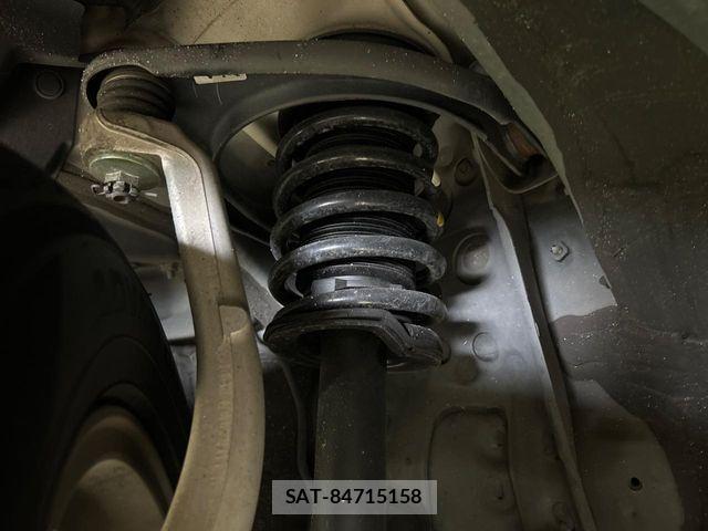 Toyota CROWN SEDAN 2016-04 8795631-18