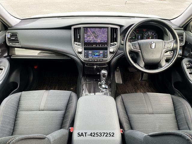 Toyota CROWN SEDAN 2014-07 8795628-1