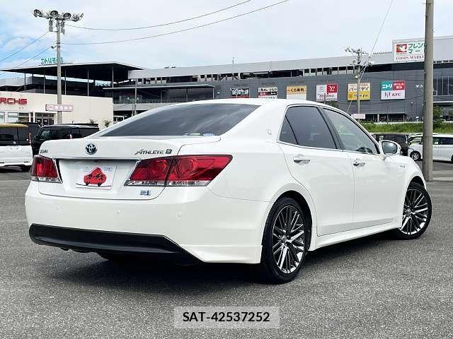Toyota CROWN SEDAN 2014-07 8795628-2