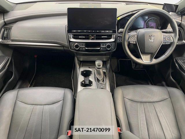 Toyota CROWN SEDAN 2021-10 8795610-1