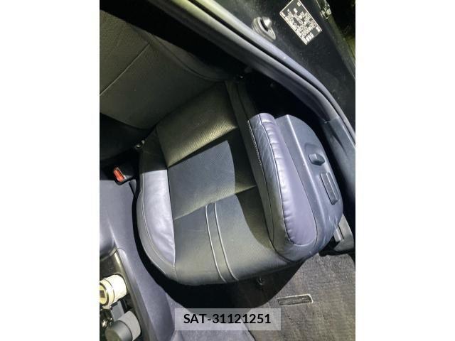 Toyota CROWN SEDAN 2013-04 8795634-15