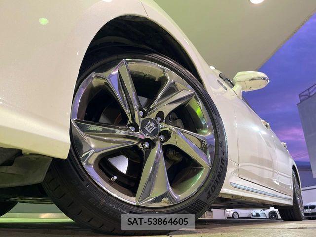 Toyota CROWN SEDAN 2019-07 8795615-13
