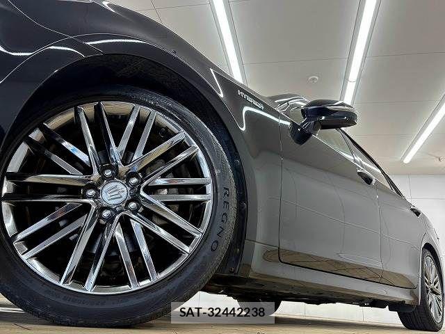 Toyota CROWN SEDAN 2014-03 8795636-18