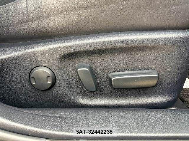 Toyota CROWN SEDAN 2014-03 8795636-7