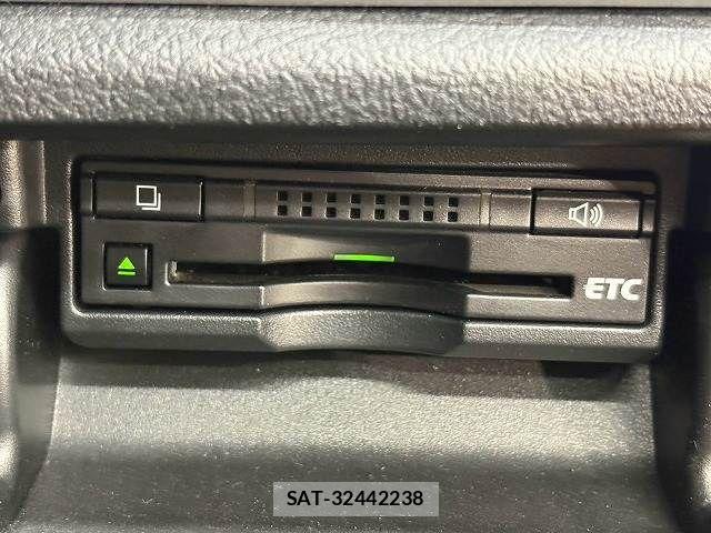 Toyota CROWN SEDAN 2014-03 8795636-8