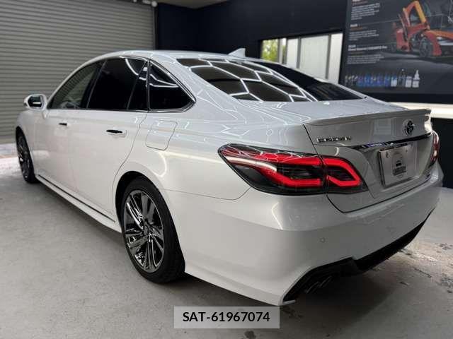 Toyota CROWN SEDAN 2021-07 8795611-1