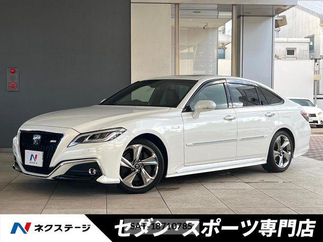 Toyota CROWN SEDAN 2018-08 8795616-0