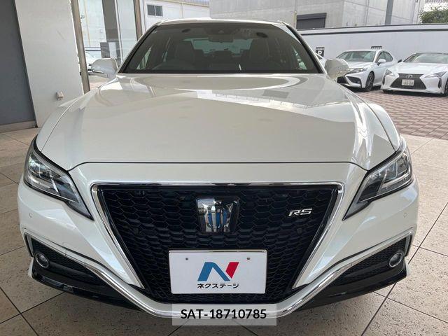 Toyota CROWN SEDAN 2018-08 8795616-13