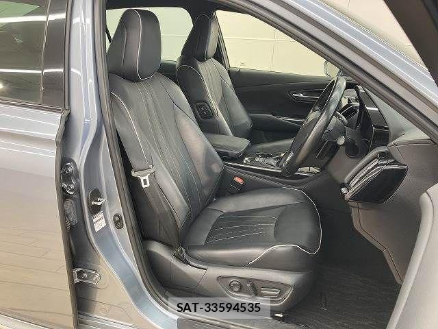 Toyota CROWN SEDAN 2019-06 8795619-10