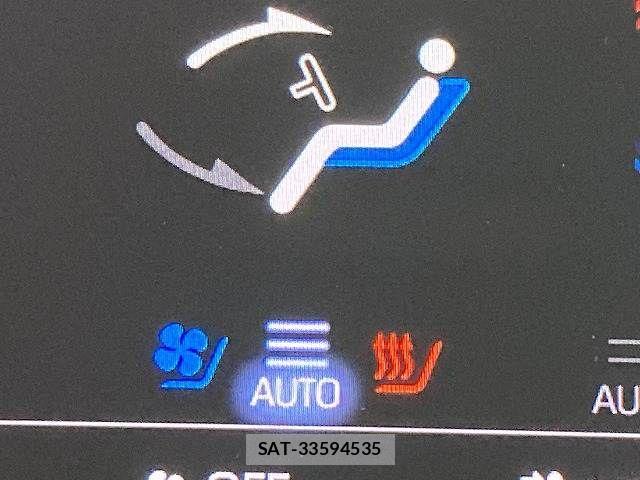 Toyota CROWN SEDAN 2019-06 8795619-7