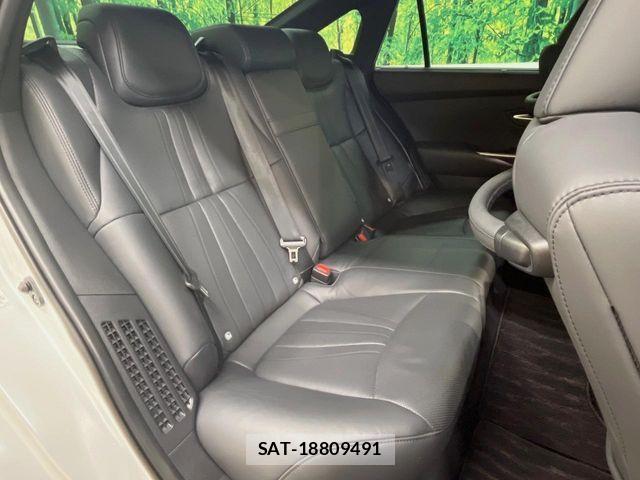 Toyota CROWN SEDAN 2021-03 8795609-11