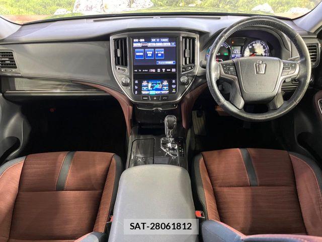 Toyota CROWN SEDAN 2013-06 8795632-2