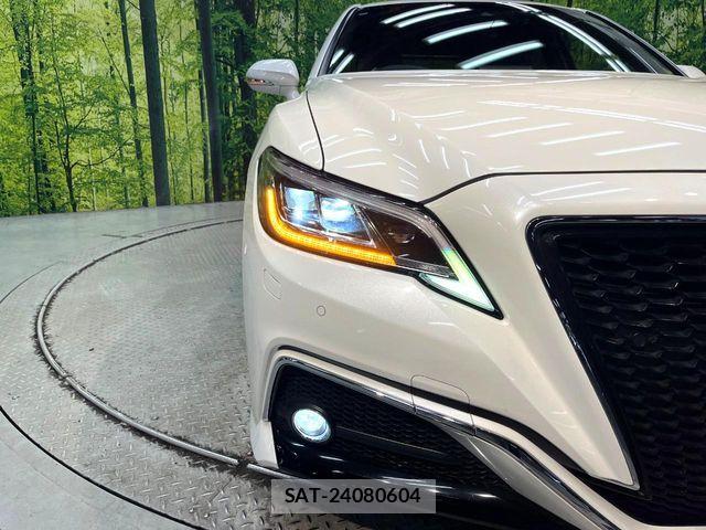 Toyota CROWN SEDAN 2018-08 8795621-11