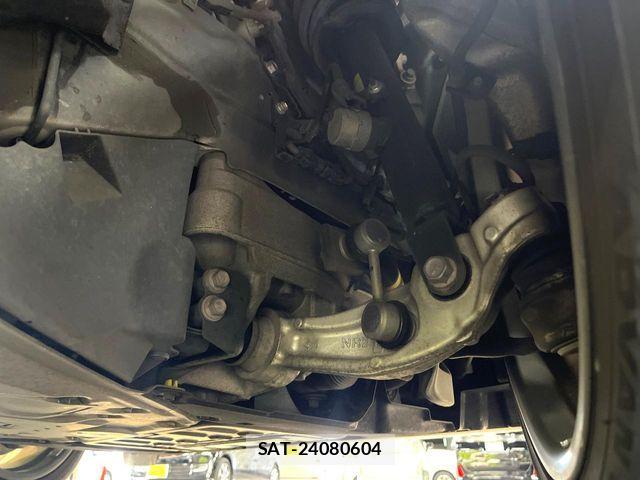 Toyota CROWN SEDAN 2018-08 8795621-19