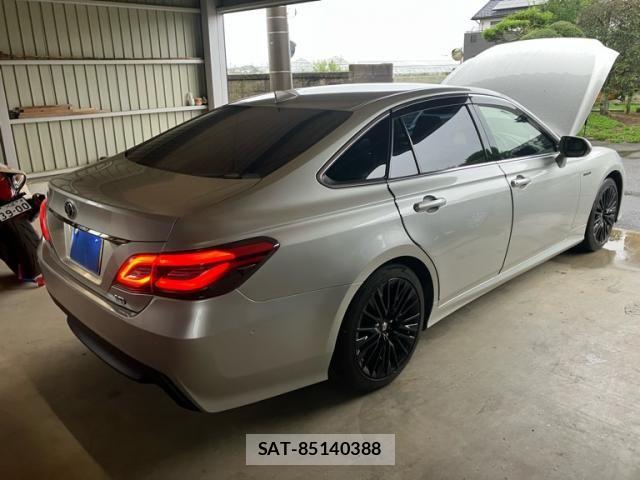 Toyota CROWN SEDAN 2019-11 8795629-8