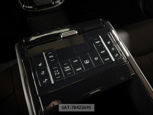 Toyota CROWN SEDAN 2018-09 8795626-9