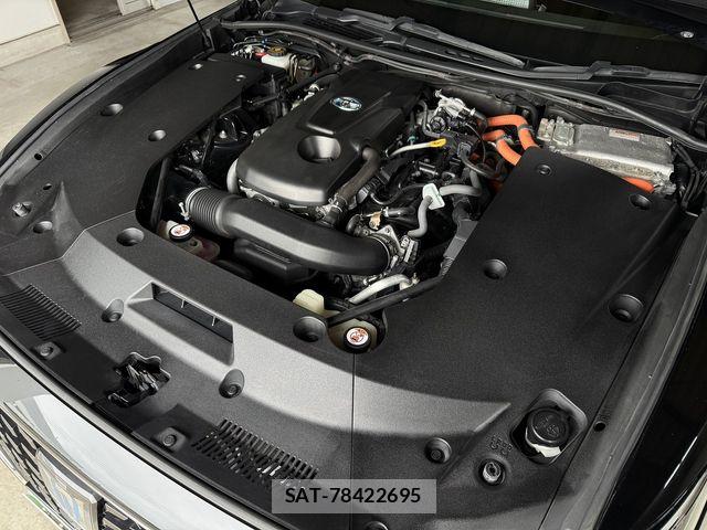 Toyota CROWN SEDAN 2018-09 8795626-19