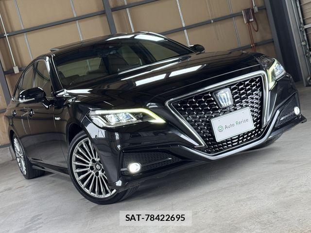 Toyota CROWN SEDAN 2018-09 8795626-2