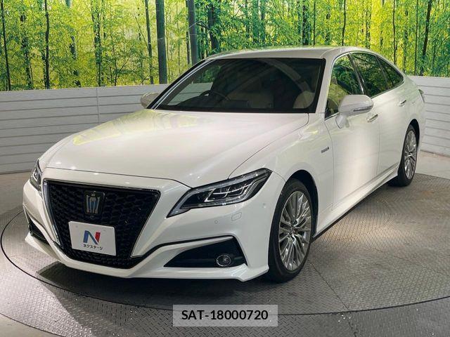 Toyota CROWN SEDAN 2018-11 8795625-18