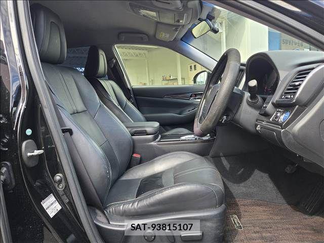 Toyota CROWN SEDAN 2013-08 8795637-10