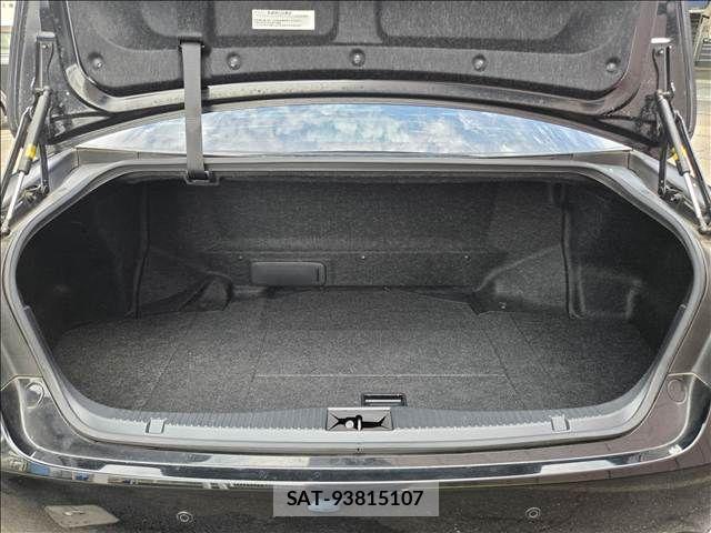 Toyota CROWN SEDAN 2013-08 8795637-12