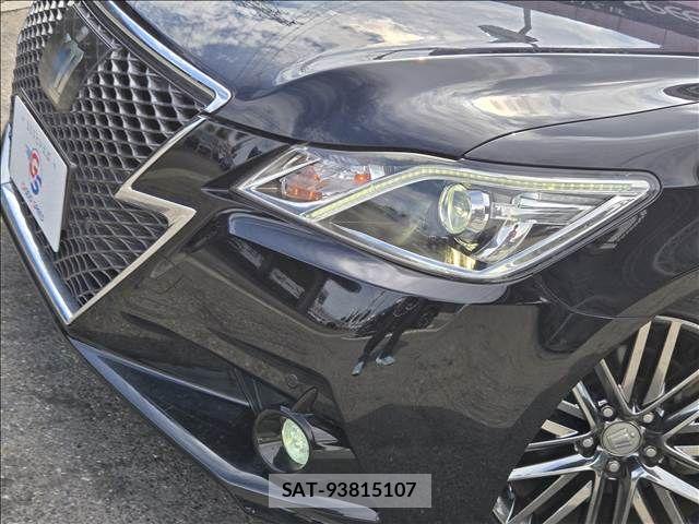 Toyota CROWN SEDAN 2013-08 8795637-19