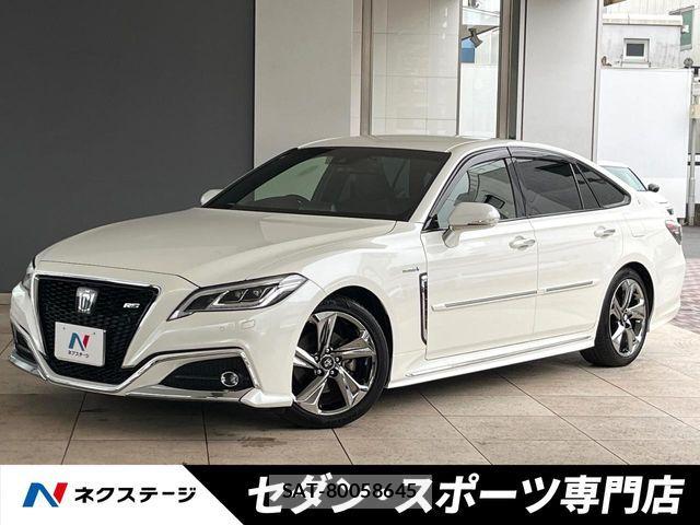 Toyota CROWN SEDAN 2018-07 8795617-0