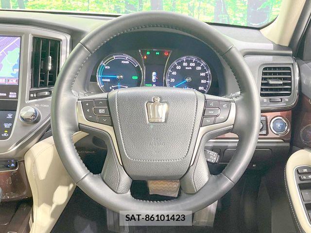 Toyota CROWN SEDAN 2013-12 8795638-10