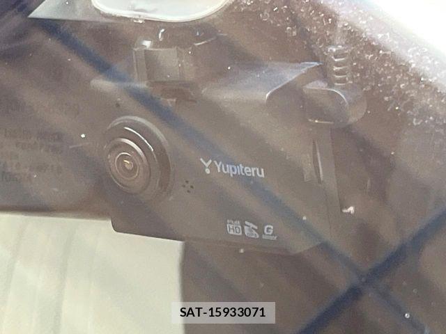 Toyota CROWN SEDAN 2019-08 8828401-5