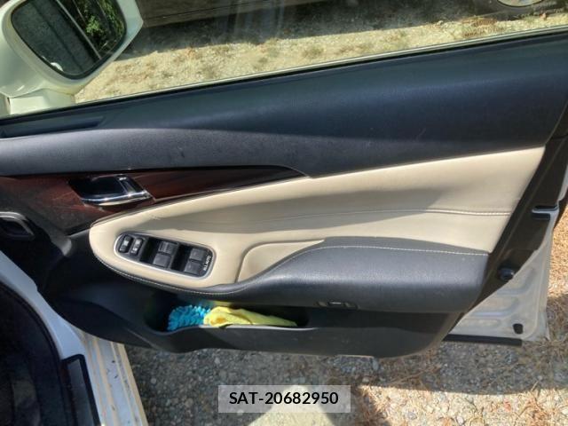 Toyota CROWN SEDAN 2013-06 8828429-13