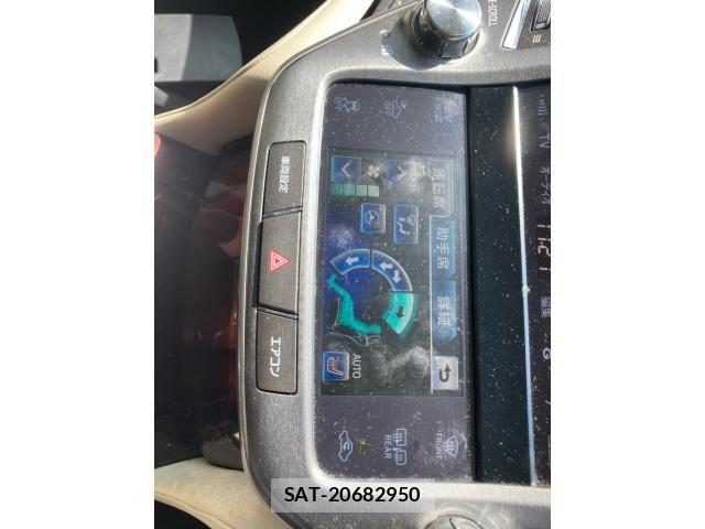 Toyota CROWN SEDAN 2013-06 8828429-23