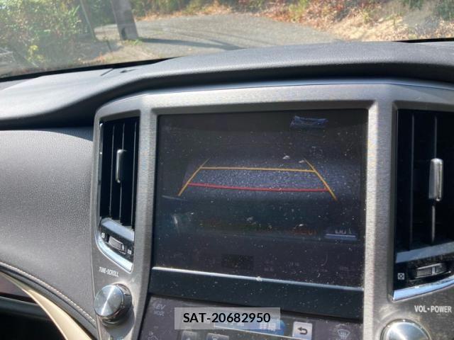 Toyota CROWN SEDAN 2013-06 8828429-26