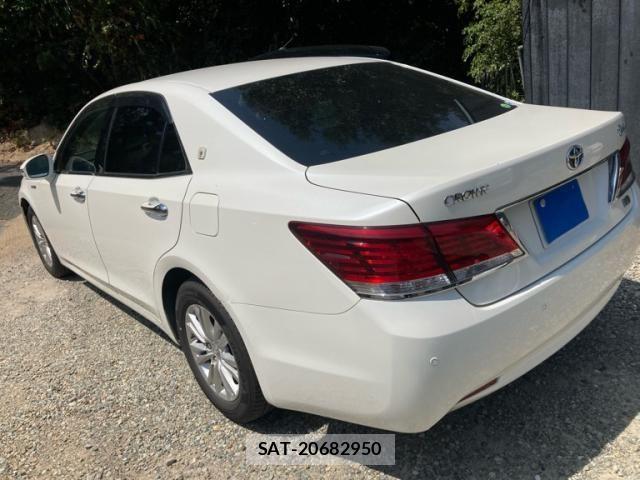 Toyota CROWN SEDAN 2013-06 8828429-2