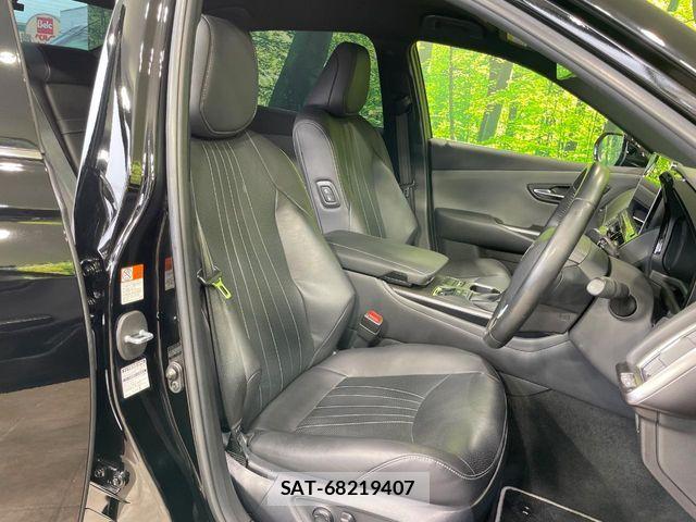 Toyota CROWN SEDAN 2022-03 8828394-7