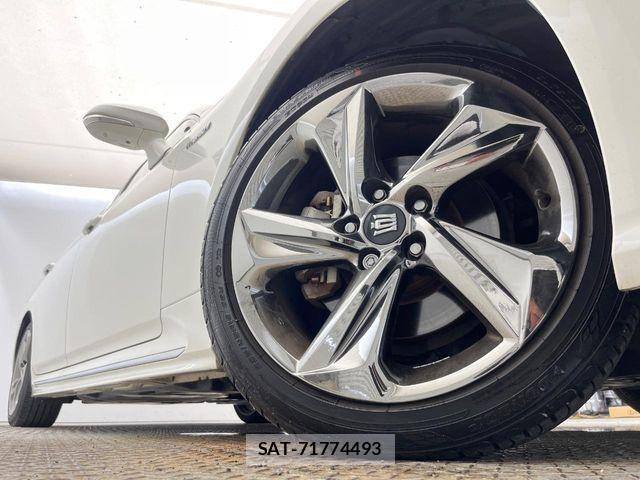 Toyota CROWN SEDAN 2018-09 8828400-13