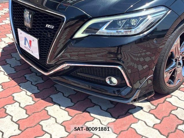 Toyota CROWN SEDAN 2018-09 8828406-2
