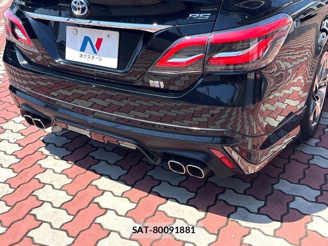 Toyota CROWN SEDAN 2018-09 8828406-3