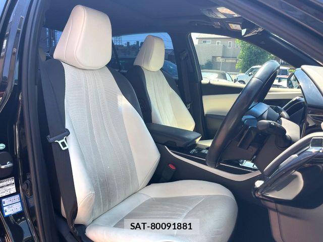 Toyota CROWN SEDAN 2018-09 8828406-7