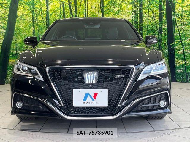 Toyota CROWN SEDAN 2018-06 8828398-13