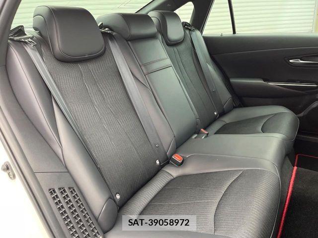 Toyota CROWN SEDAN 2020-05 8828397-13
