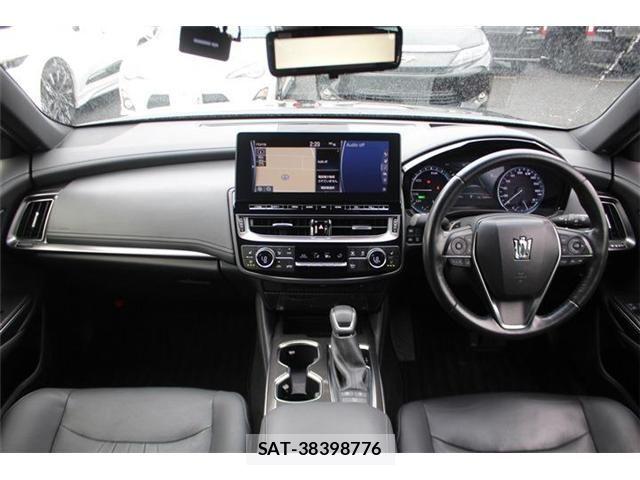 Toyota CROWN SEDAN 2021-11 8828413-20