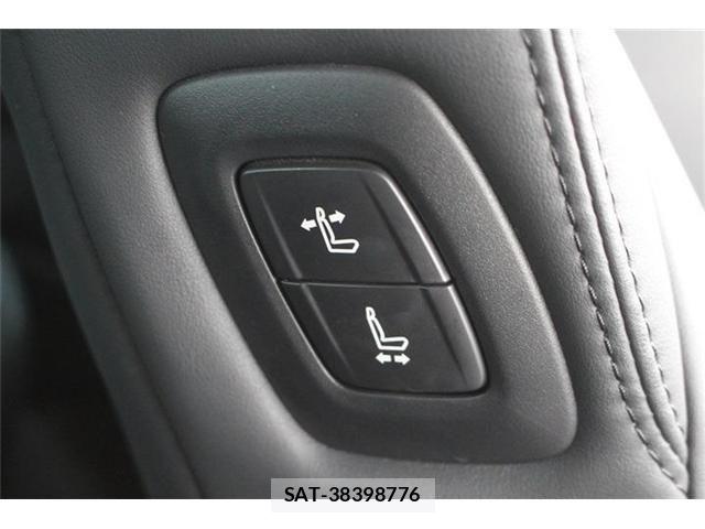 Toyota CROWN SEDAN 2021-11 8828413-27