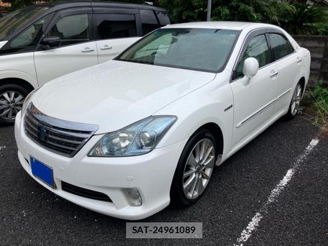 Toyota CROWN SEDAN 2010-03 8828431-0