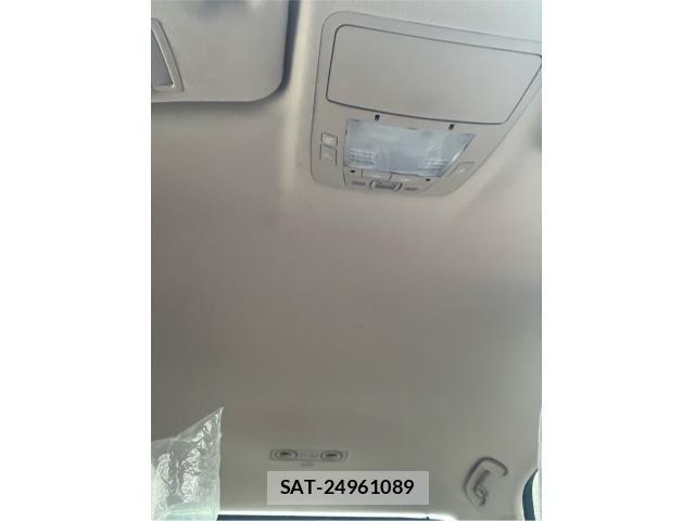 Toyota CROWN SEDAN 2010-03 8828431-18