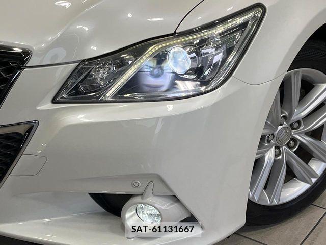 Toyota CROWN SEDAN 2013-03 8828419-11