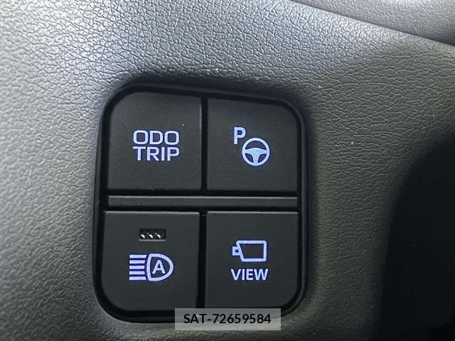 Toyota CROWN SEDAN 2019-06 8828403-11