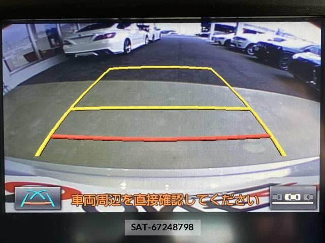 Toyota CROWN SEDAN 2018-04 8828409-7