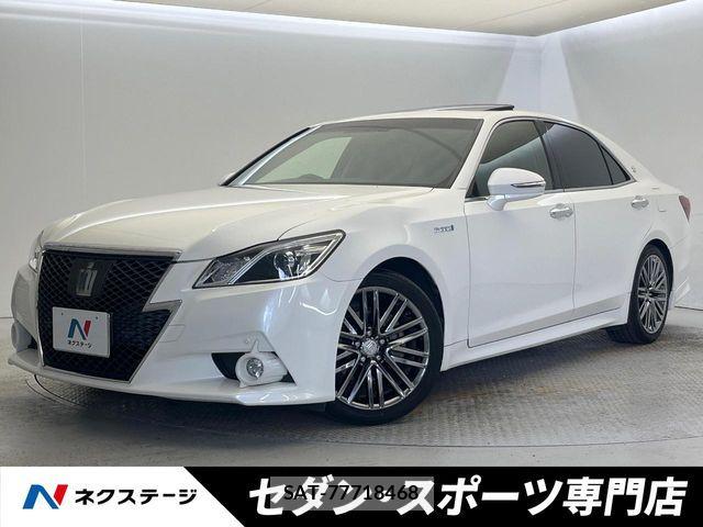 Toyota CROWN SEDAN 2013-04 8828426-0
