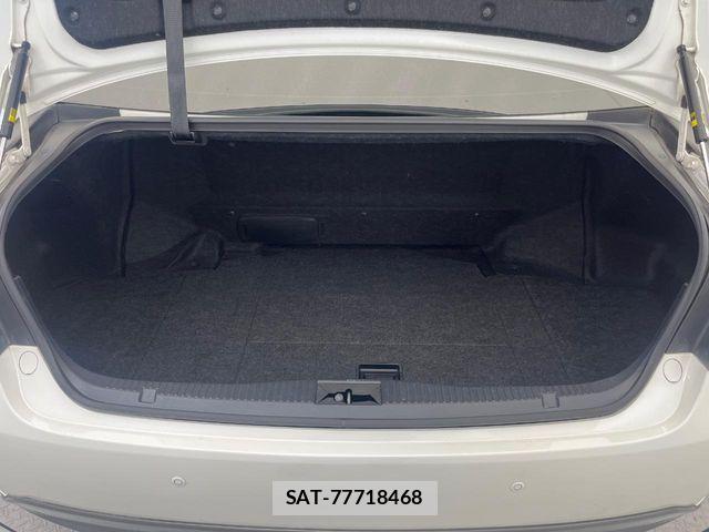 Toyota CROWN SEDAN 2013-04 8828426-14